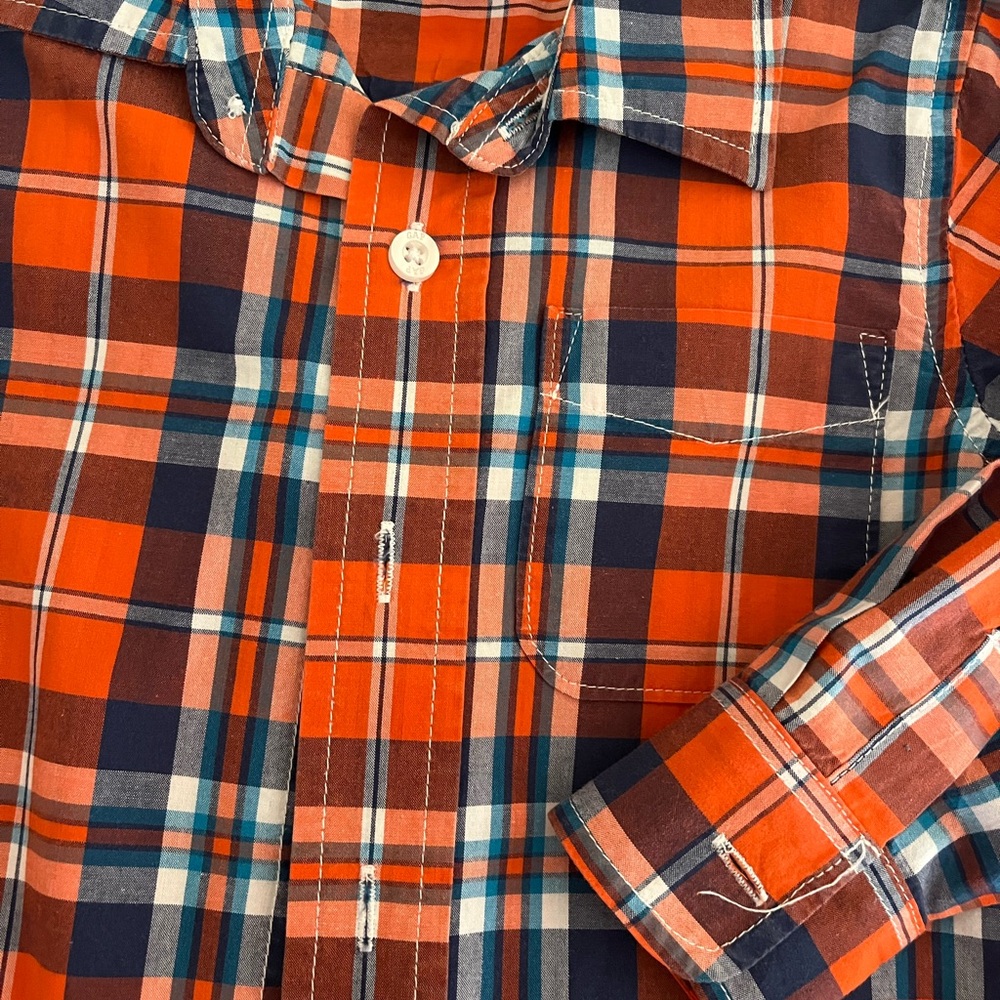 Baby Gap Button down - Picture 3 of 4